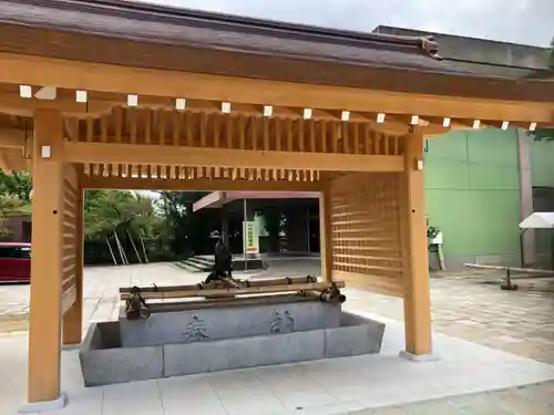 難波大社　生國魂神社の手水舎