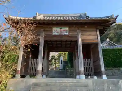 福満寺の山門・神門