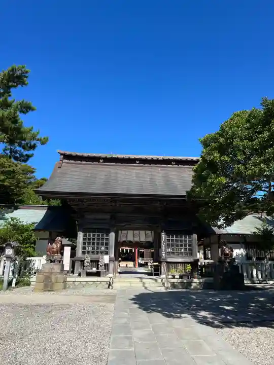 大洗磯前神社の{uncategorized: "未分類", other: "その他", undefined: "問題あり", building: "その他建物", grave: "お墓", sacred_gate: "鳥居", guardian: "狛犬", statue: "像", buddha: "仏像", history: "歴史", nature: "自然", garden: "庭園", animal: "動物", pagoda: "塔", temizu: "手水舎", mountain_gate: "山門・神門", sanctuary: "本殿・本堂", subordinate: "末社・摂社", art: "芸術", scenery: "景色", jizo: "地蔵", ema: "絵馬", goshuin: "御朱印", omikuji: "おみくじ", items: "授与品その他", amulet: "お守り", goshuincho: "御朱印帳", eats: "食事", festival: "お祭り", votive_dance: "神楽", shichigosan: "七五三参", wedding: "結婚式", experience: "体験その他", initially: "初詣", around: "周辺", anti_infection: "感染症対策"}