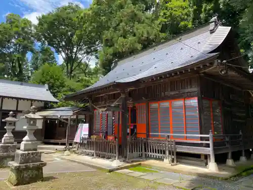 三光稲荷神社の本殿