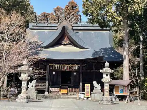 冨士御室浅間神社の本殿