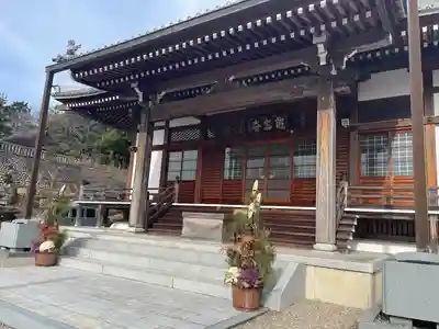 龍雲寺の本殿・本堂
