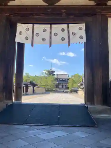 法隆寺の山門