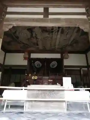 井山 宝福寺の本殿・本堂