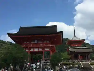 清水寺の山門・神門