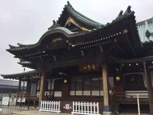 大坊本行寺の本殿・本堂