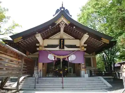 彌彦神社　(伊夜日子神社)の本殿・本堂