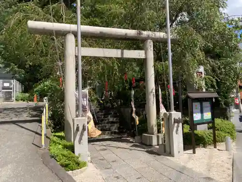 田無神社の鳥居