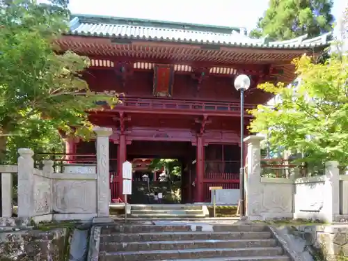 神野寺の山門