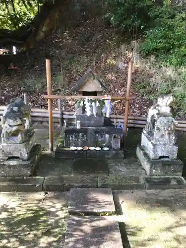 熊野神社の末社