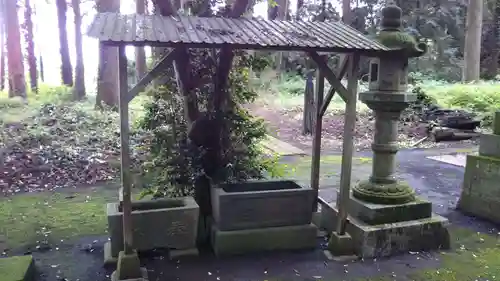 海士部神社の手水舎