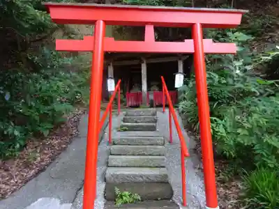 岩殿寺の末社・摂社