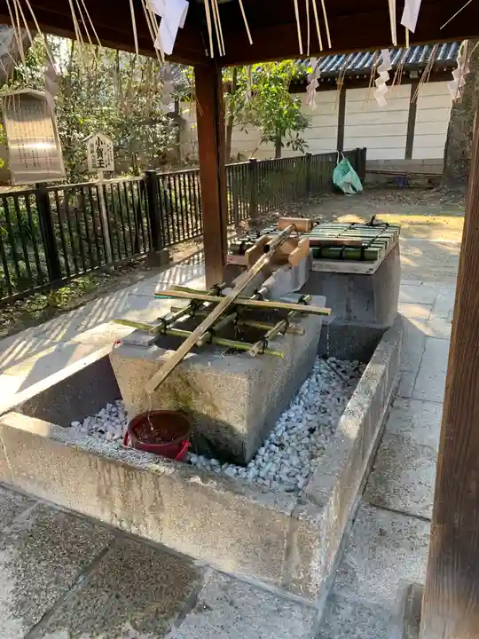 白峯神宮の手水舎