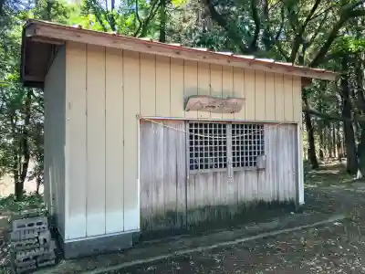 谷地賀星宮神社の{uncategorized: "未分類", other: "その他", undefined: "問題あり", building: "その他建物", grave: "お墓", sacred_gate: "鳥居", guardian: "狛犬", statue: "像", buddha: "仏像", history: "歴史", nature: "自然", garden: "庭園", animal: "動物", pagoda: "塔", temizu: "手水舎", mountain_gate: "山門・神門", sanctuary: "本殿・本堂", subordinate: "末社・摂社", art: "芸術", scenery: "景色", jizo: "地蔵", ema: "絵馬", goshuin: "御朱印", omikuji: "おみくじ", items: "授与品その他", amulet: "お守り", goshuincho: "御朱印帳", eats: "食事", festival: "お祭り", votive_dance: "神楽", shichigosan: "七五三参", wedding: "結婚式", experience: "体験その他", initially: "初詣", around: "周辺", anti_infection: "感染症対策"}