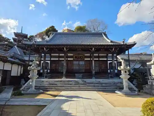勝行院(法海寺)の本殿・本堂