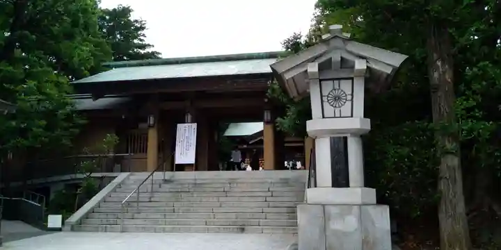 東郷神社の山門・神門
