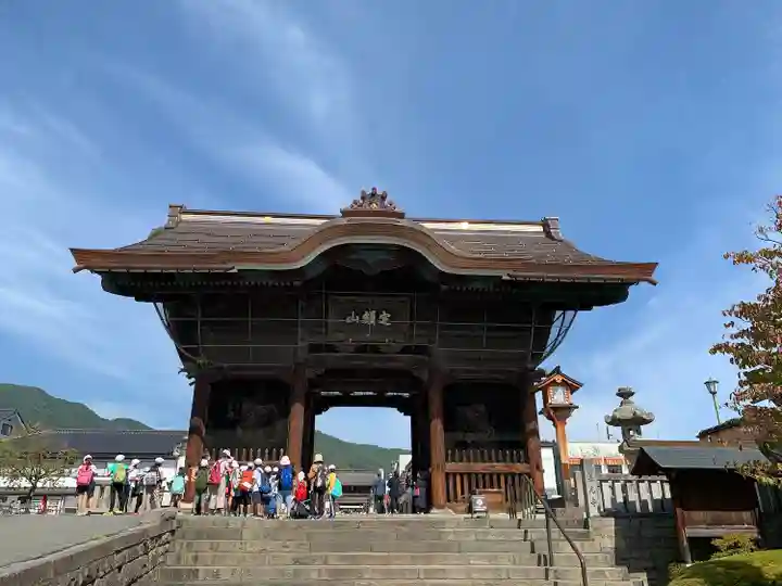 善光寺の山門・神門