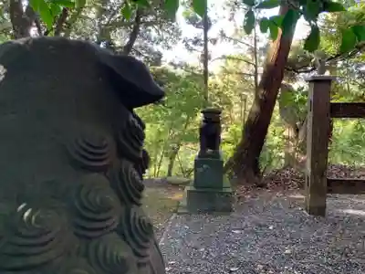 八幡神社の狛犬