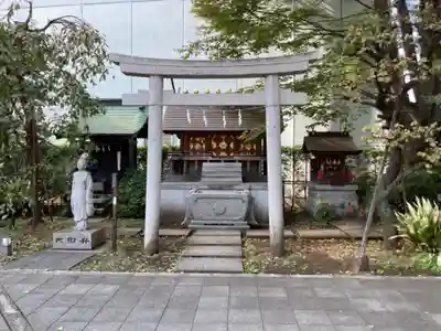 成子天神社の末社・摂社
