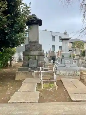 領玄寺の{uncategorized: "未分類", other: "その他", undefined: "問題あり", building: "その他建物", grave: "お墓", sacred_gate: "鳥居", guardian: "狛犬", statue: "像", buddha: "仏像", history: "歴史", nature: "自然", garden: "庭園", animal: "動物", pagoda: "塔", temizu: "手水舎", mountain_gate: "山門・神門", sanctuary: "本殿・本堂", subordinate: "末社・摂社", art: "芸術", scenery: "景色", jizo: "地蔵", ema: "絵馬", goshuin: "御朱印", omikuji: "おみくじ", items: "授与品その他", amulet: "お守り", goshuincho: "御朱印帳", eats: "食事", festival: "お祭り", votive_dance: "神楽", shichigosan: "七五三参", wedding: "結婚式", experience: "体験その他", initially: "初詣", around: "周辺", anti_infection: "感染症対策"}