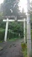 諏訪神社の鳥居