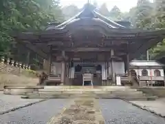 甘南美寺の本殿