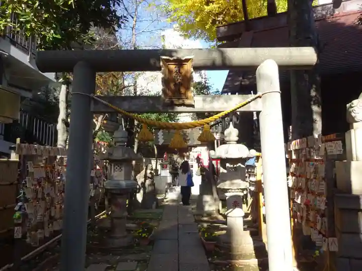 高円寺氷川神社の末社・摂社