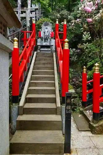 脳天大神龍王院のその他建物