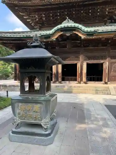 建長寺の{uncategorized: "未分類", other: "その他", undefined: "問題あり", building: "その他建物", grave: "お墓", sacred_gate: "鳥居", guardian: "狛犬", statue: "像", buddha: "仏像", history: "歴史", nature: "自然", garden: "庭園", animal: "動物", pagoda: "塔", temizu: "手水舎", mountain_gate: "山門・神門", sanctuary: "本殿・本堂", subordinate: "末社・摂社", art: "芸術", scenery: "景色", jizo: "地蔵", ema: "絵馬", goshuin: "御朱印", omikuji: "おみくじ", items: "授与品その他", amulet: "お守り", goshuincho: "御朱印帳", eats: "食事", festival: "お祭り", votive_dance: "神楽", shichigosan: "七五三参", wedding: "結婚式", experience: "体験その他", initially: "初詣", around: "周辺", anti_infection: "感染症対策"}