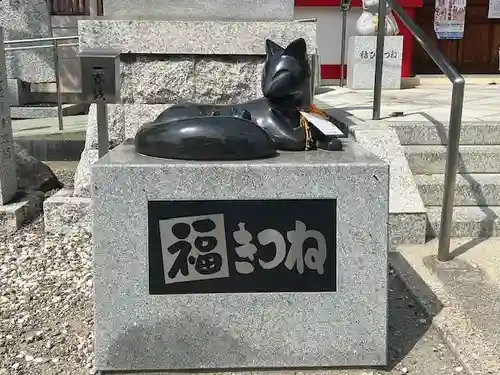 生玉稲荷神社の狛犬