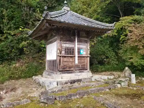 桑実寺の建物その他