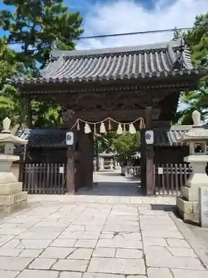 高砂神社の山門