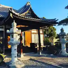 法源寺の本殿