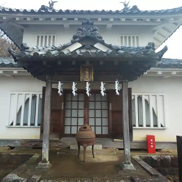 真浄寺の本殿・本堂