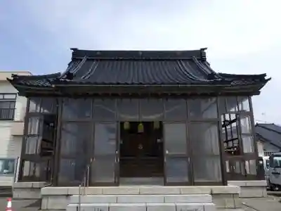 諏訪神社の本殿