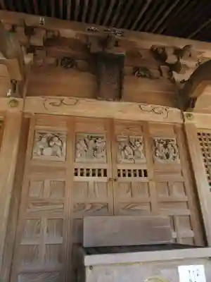 諏訪神社の本殿・本堂