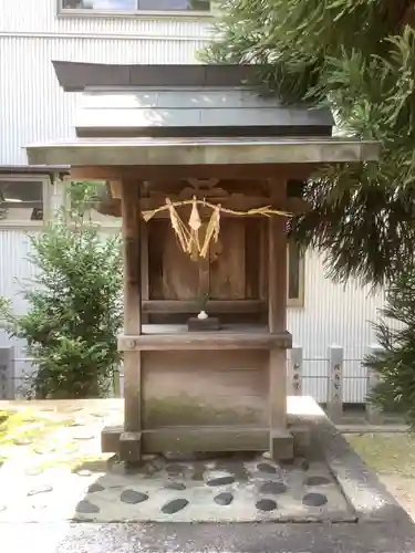 白山神社（松河戸町）の末社・摂社