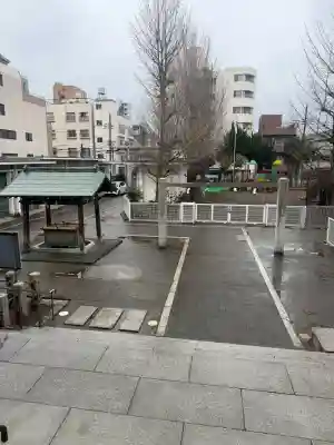 深川神明宮の{uncategorized: "未分類", other: "その他", undefined: "問題あり", building: "その他建物", grave: "お墓", sacred_gate: "鳥居", guardian: "狛犬", statue: "像", buddha: "仏像", history: "歴史", nature: "自然", garden: "庭園", animal: "動物", pagoda: "塔", temizu: "手水舎", mountain_gate: "山門・神門", sanctuary: "本殿・本堂", subordinate: "末社・摂社", art: "芸術", scenery: "景色", jizo: "地蔵", ema: "絵馬", goshuin: "御朱印", omikuji: "おみくじ", items: "授与品その他", amulet: "お守り", goshuincho: "御朱印帳", eats: "食事", festival: "お祭り", votive_dance: "神楽", shichigosan: "七五三参", wedding: "結婚式", experience: "体験その他", initially: "初詣", around: "周辺", anti_infection: "感染症対策"}