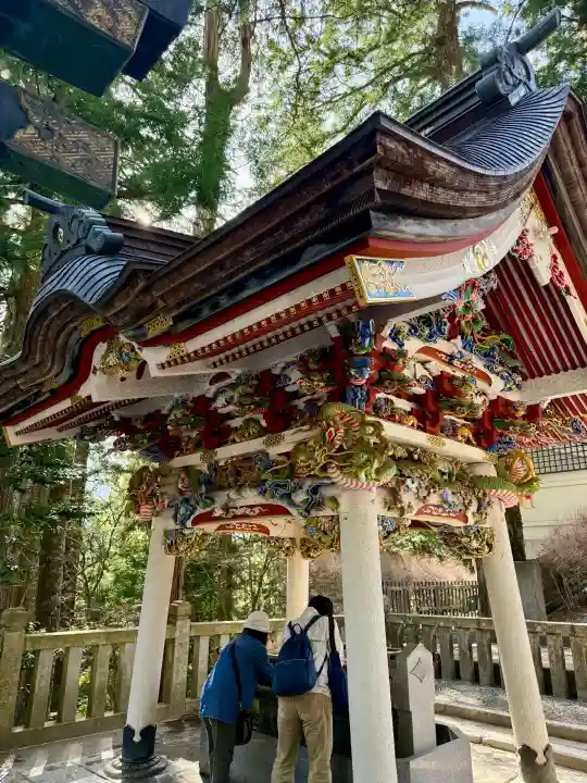 三峯神社の{uncategorized: "未分類", other: "その他", undefined: "問題あり", building: "その他建物", grave: "お墓", sacred_gate: "鳥居", guardian: "狛犬", statue: "像", buddha: "仏像", history: "歴史", nature: "自然", garden: "庭園", animal: "動物", pagoda: "塔", temizu: "手水舎", mountain_gate: "山門・神門", sanctuary: "本殿・本堂", subordinate: "末社・摂社", art: "芸術", scenery: "景色", jizo: "地蔵", ema: "絵馬", goshuin: "御朱印", omikuji: "おみくじ", items: "授与品その他", amulet: "お守り", goshuincho: "御朱印帳", eats: "食事", festival: "お祭り", votive_dance: "神楽", shichigosan: "七五三参", wedding: "結婚式", experience: "体験その他", initially: "初詣", around: "周辺", anti_infection: "感染症対策"}