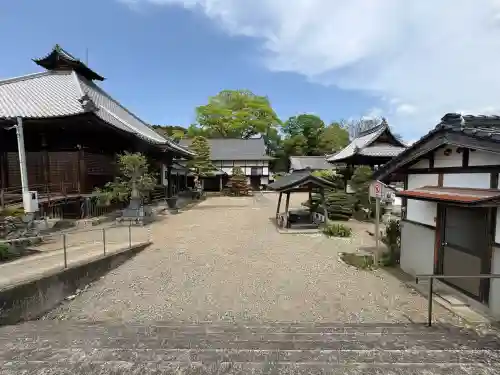 正暦寺の{uncategorized: "未分類", other: "その他", undefined: "問題あり", building: "その他建物", grave: "お墓", sacred_gate: "鳥居", guardian: "狛犬", statue: "像", buddha: "仏像", history: "歴史", nature: "自然", garden: "庭園", animal: "動物", pagoda: "塔", temizu: "手水舎", mountain_gate: "山門・神門", sanctuary: "本殿・本堂", subordinate: "末社・摂社", art: "芸術", scenery: "景色", jizo: "地蔵", ema: "絵馬", goshuin: "御朱印", omikuji: "おみくじ", items: "授与品その他", amulet: "お守り", goshuincho: "御朱印帳", eats: "食事", festival: "お祭り", votive_dance: "神楽", shichigosan: "七五三参", wedding: "結婚式", experience: "体験その他", initially: "初詣", around: "周辺", anti_infection: "感染症対策"}