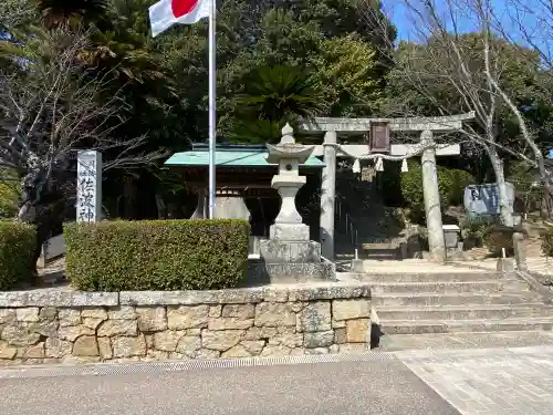 周防國総社宮 佐波神社の{uncategorized: "未分類", other: "その他", undefined: "問題あり", building: "その他建物", grave: "お墓", sacred_gate: "鳥居", guardian: "狛犬", statue: "像", buddha: "仏像", history: "歴史", nature: "自然", garden: "庭園", animal: "動物", pagoda: "塔", temizu: "手水舎", mountain_gate: "山門・神門", sanctuary: "本殿・本堂", subordinate: "末社・摂社", art: "芸術", scenery: "景色", jizo: "地蔵", ema: "絵馬", goshuin: "御朱印", omikuji: "おみくじ", items: "授与品その他", amulet: "お守り", goshuincho: "御朱印帳", eats: "食事", festival: "お祭り", votive_dance: "神楽", shichigosan: "七五三参", wedding: "結婚式", experience: "体験その他", initially: "初詣", around: "周辺", anti_infection: "感染症対策"}