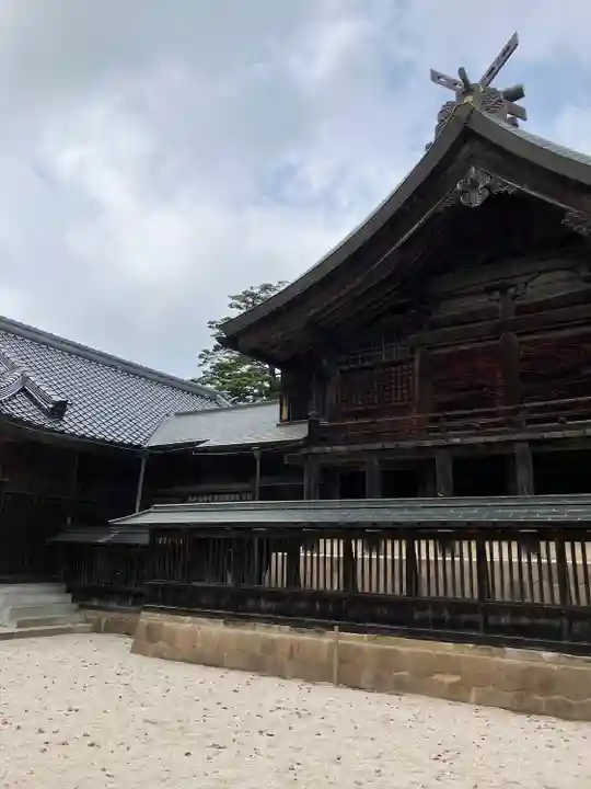 塩冶神社の本殿・本堂
