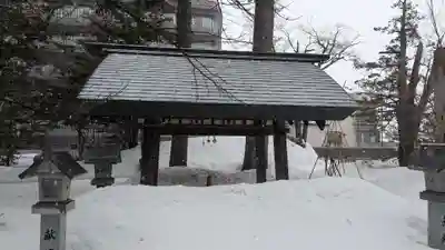 信濃神社の手水舎