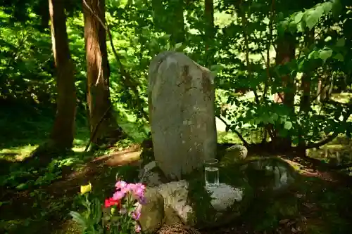 郡殿の池弁財天社(新潟県)