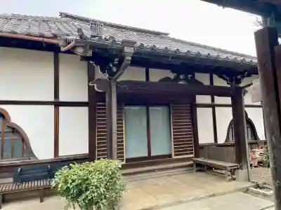 長久寺の{uncategorized: "未分類", other: "その他", undefined: "問題あり", building: "その他建物", grave: "お墓", sacred_gate: "鳥居", guardian: "狛犬", statue: "像", buddha: "仏像", history: "歴史", nature: "自然", garden: "庭園", animal: "動物", pagoda: "塔", temizu: "手水舎", mountain_gate: "山門・神門", sanctuary: "本殿・本堂", subordinate: "末社・摂社", art: "芸術", scenery: "景色", jizo: "地蔵", ema: "絵馬", goshuin: "御朱印", omikuji: "おみくじ", items: "授与品その他", amulet: "お守り", goshuincho: "御朱印帳", eats: "食事", festival: "お祭り", votive_dance: "神楽", shichigosan: "七五三参", wedding: "結婚式", experience: "体験その他", initially: "初詣", around: "周辺", anti_infection: "感染症対策"}
