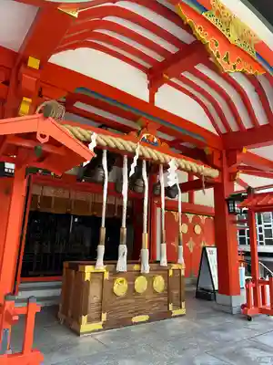 花園神社の本殿・本堂