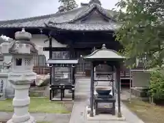 妙建寺の本殿