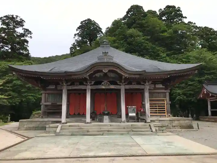 大山寺の本殿・本堂