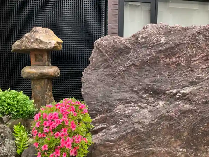 善慶寺の{uncategorized: "未分類", other: "その他", undefined: "問題あり", building: "その他建物", grave: "お墓", sacred_gate: "鳥居", guardian: "狛犬", statue: "像", buddha: "仏像", history: "歴史", nature: "自然", garden: "庭園", animal: "動物", pagoda: "塔", temizu: "手水舎", mountain_gate: "山門・神門", sanctuary: "本殿・本堂", subordinate: "末社・摂社", art: "芸術", scenery: "景色", jizo: "地蔵", ema: "絵馬", goshuin: "御朱印", omikuji: "おみくじ", items: "授与品その他", amulet: "お守り", goshuincho: "御朱印帳", eats: "食事", festival: "お祭り", votive_dance: "神楽", shichigosan: "七五三参", wedding: "結婚式", experience: "体験その他", initially: "初詣", around: "周辺", anti_infection: "感染症対策"}