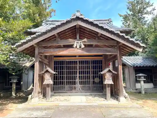 旭野神社の本殿